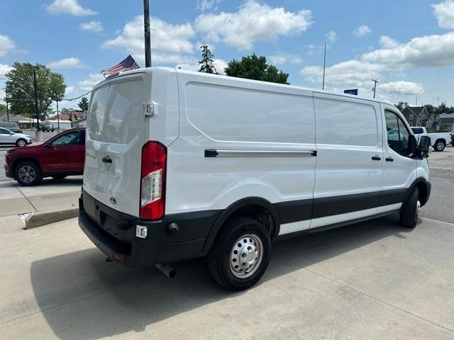Photo of 2023 White Ford Transit-250