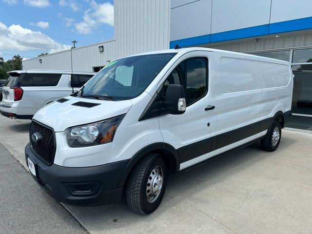Photo of 2023 White Ford Transit-250