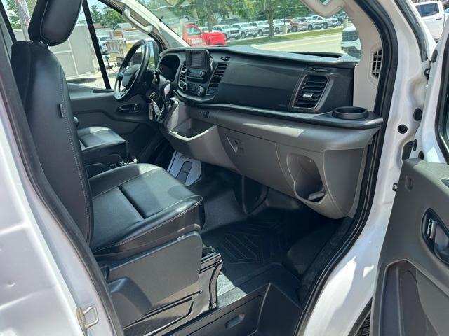 Photo of 2023 White Ford Transit-250