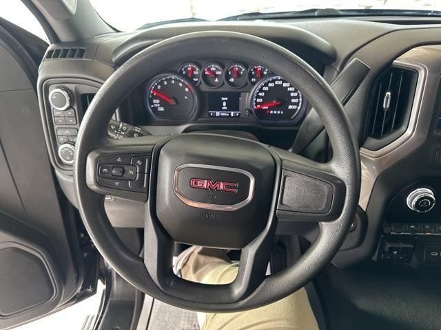 Photo of 2023 Onyx Black GMC Sierra 1500