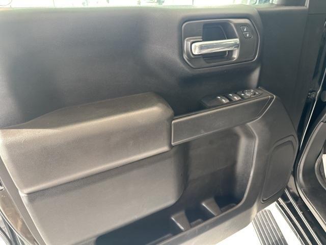 Photo of 2023 Onyx Black GMC Sierra 1500