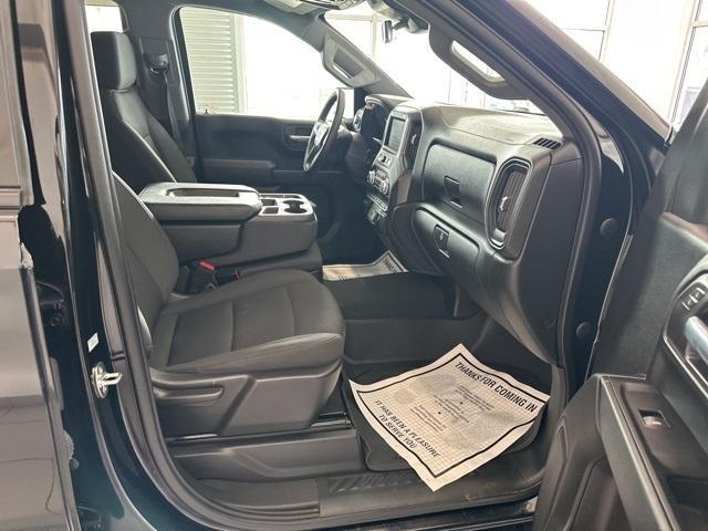 Photo of 2023 Onyx Black GMC Sierra 1500