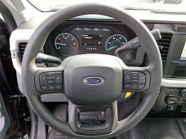 Photo of 2025 Agate Black Metallic Ford F-350