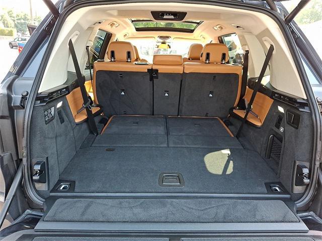 Photo of 2022 Arctic Grey Metallic BMW X7