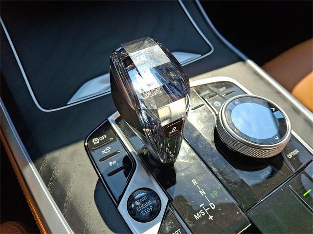 Photo of 2022 Arctic Grey Metallic BMW X7