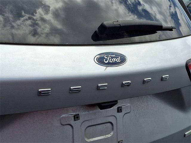 Photo of 2020 Ingot Silver Ford Escape