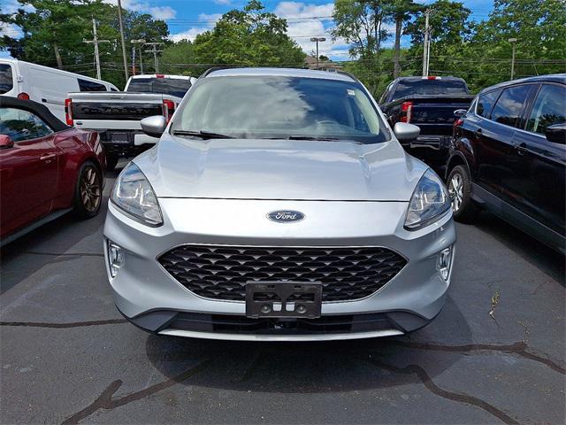 Photo of 2020 Ingot Silver Ford Escape