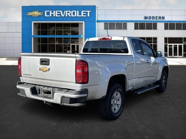 Photo of 2016 Gray Chevrolet Colorado
