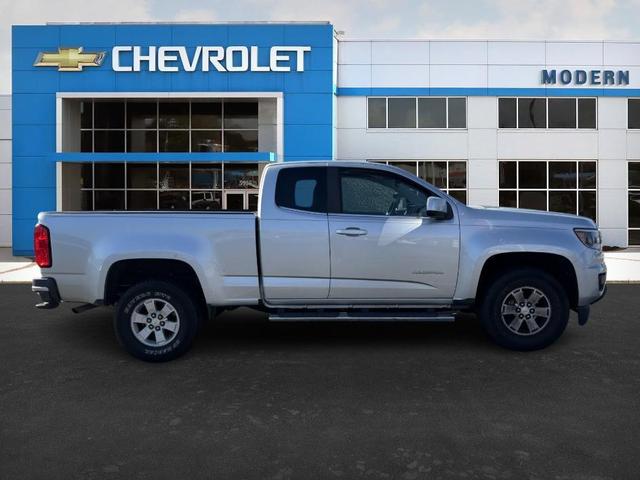 Photo of 2016 Gray Chevrolet Colorado