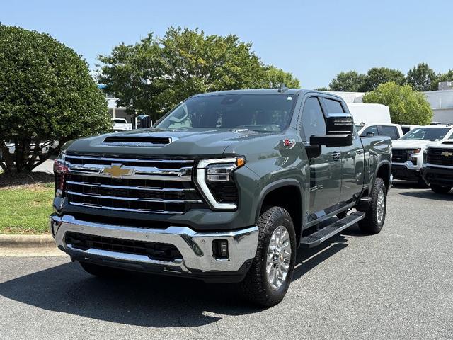 Photo of 2025 Gray Chevrolet Silverado 2500