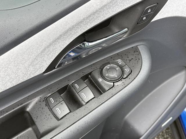 Photo of 2019 Blue Chevrolet Bolt EV