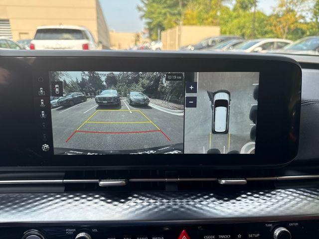 Photo of 2023 Metal Kia Carnival