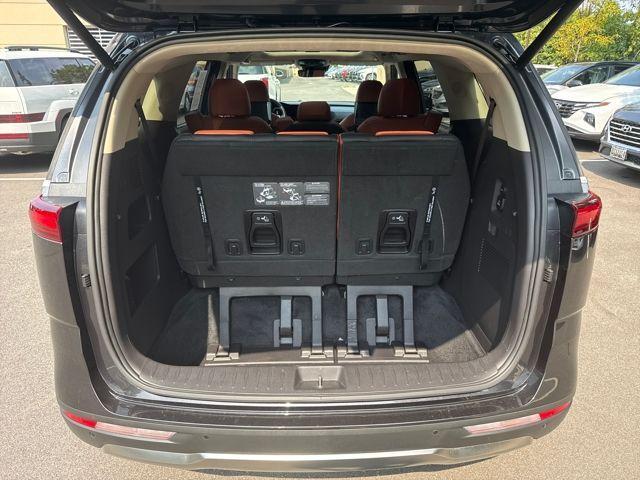 Photo of 2023 Metal Kia Carnival
