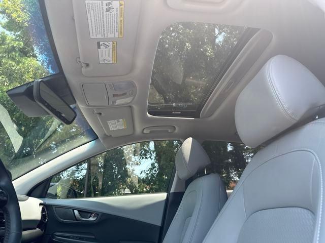 Photo of 2019 Ultra Black Hyundai KONA