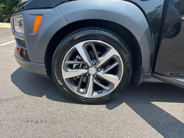 Photo of 2019 Ultra Black Hyundai KONA