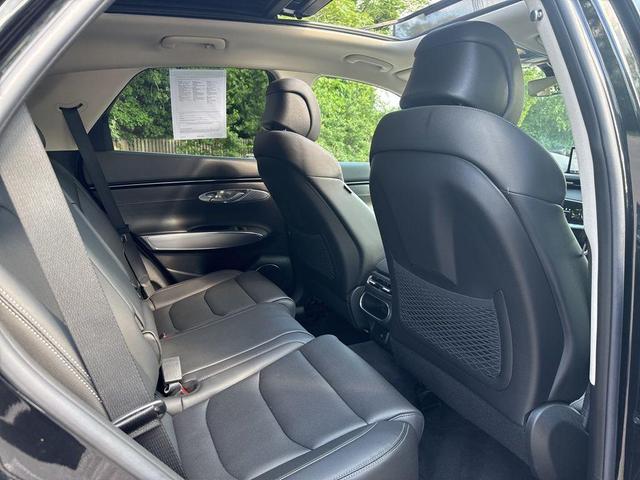 Photo of 2022 Black Genesis GV70
