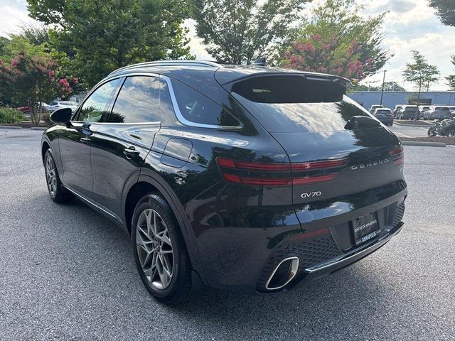 Photo of 2022 Black Genesis GV70