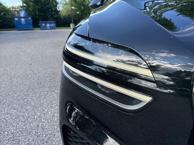 Photo of 2022 Black Genesis GV70
