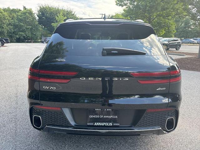 Photo of 2022 Black Genesis GV70