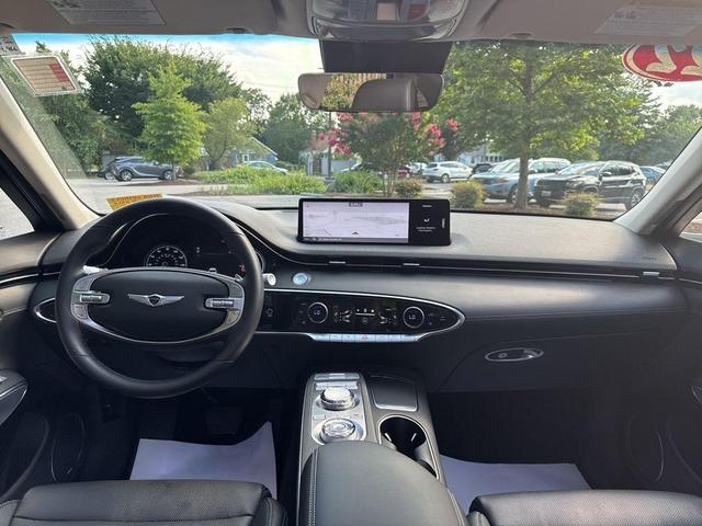 Photo of 2022 Black Genesis GV70