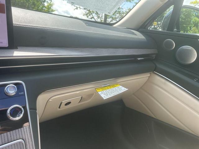 Photo of 2025 Green Genesis GV80