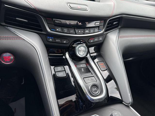 Photo of 2024 Gray Acura TLX
