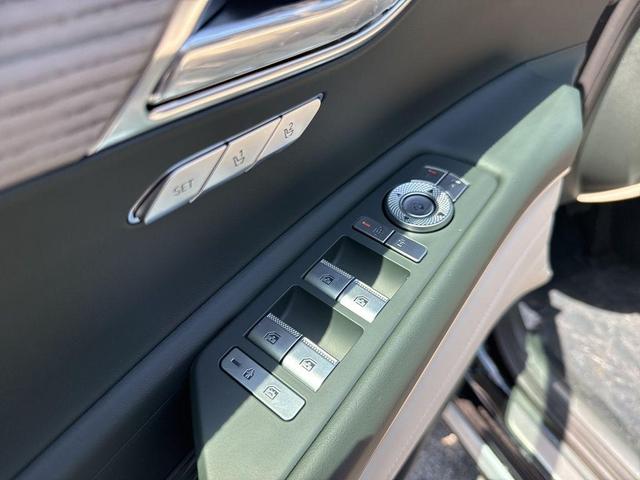 Photo of 2025 Black Genesis GV80