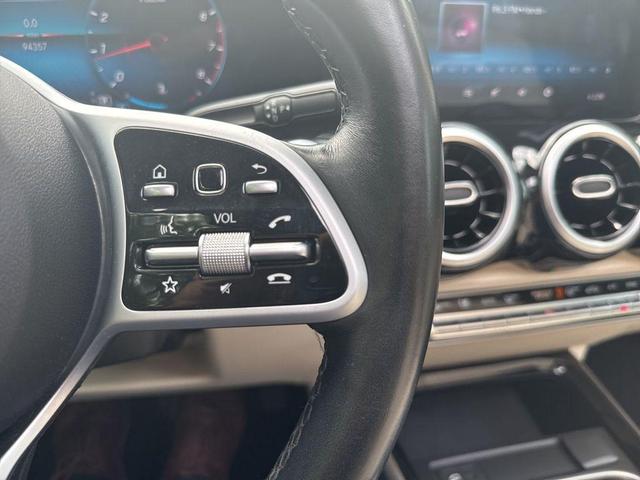 Photo of 2020 Midnight Black Mercedes-Benz GLB 250