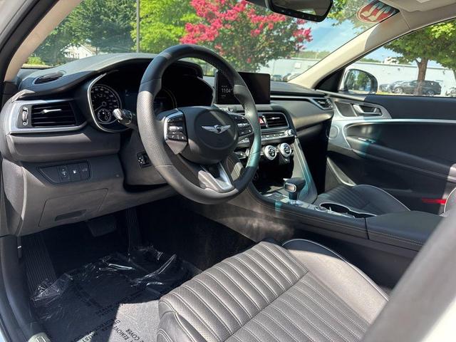 Photo of 2022 Uyuni White Genesis G70
