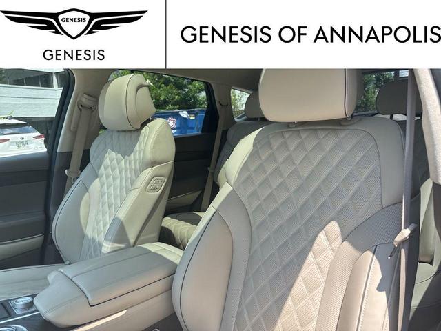 Photo of 2023 Himalayan Gray Genesis GV80
