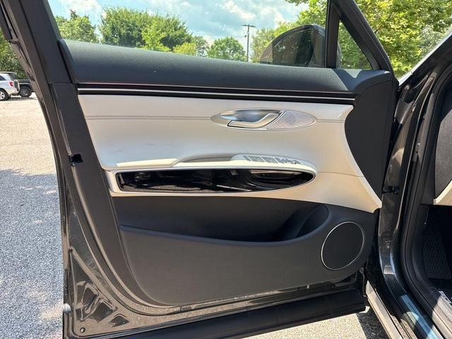 Photo of 2026 Gray Genesis GV70