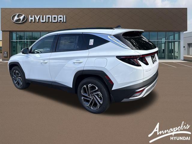 Photo of 2025 White Pearl Hyundai TUCSON Hybrid