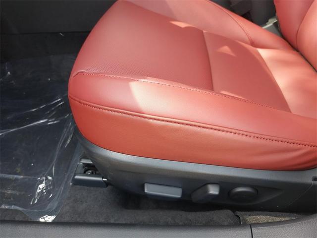 Photo of 2025 Polymetal Gray Metallic Mazda Mazda3