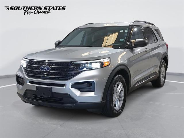 Photo of 2024 Iconic Silver Metallic Ford Explorer