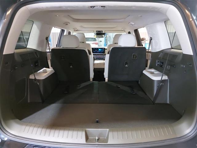 Photo of 2025 Ecotronic Gray Hyundai SANTA FE