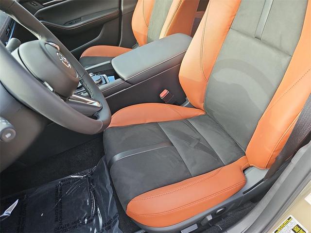 Photo of 2025 Zircon Sand Metallic Mazda Mazda3