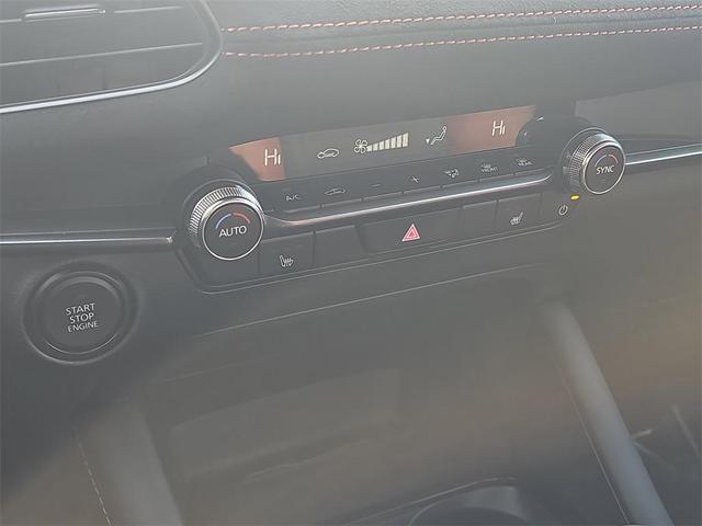Photo of 2025 Zircon Sand Metallic Mazda Mazda3