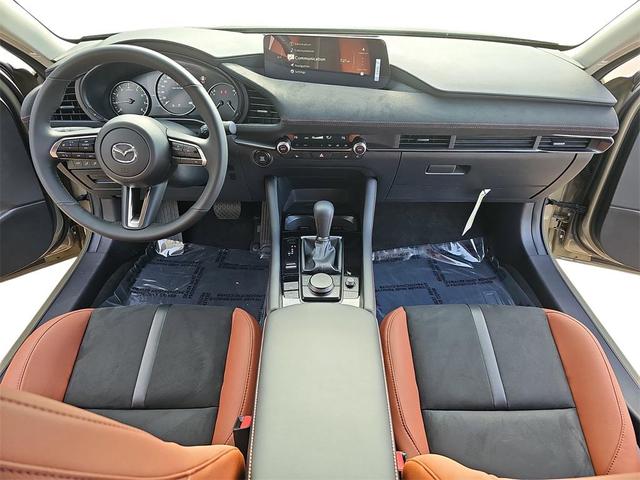Photo of 2025 Zircon Sand Metallic Mazda Mazda3