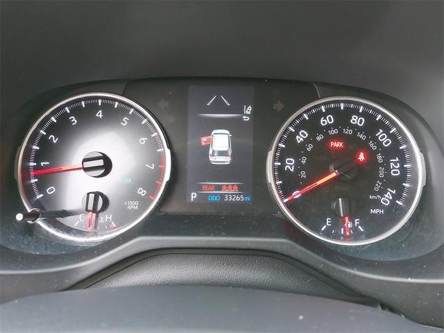 Photo of 2022 White Toyota RAV4