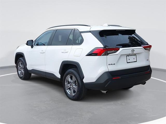 Photo of 2022 White Toyota RAV4