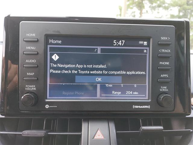 Photo of 2022 White Toyota RAV4