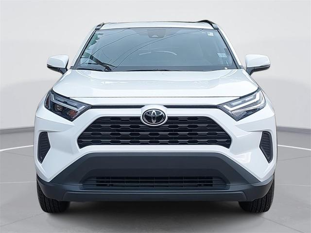 Photo of 2022 White Toyota RAV4