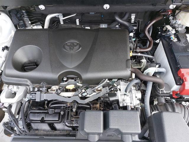 Photo of 2022 White Toyota RAV4