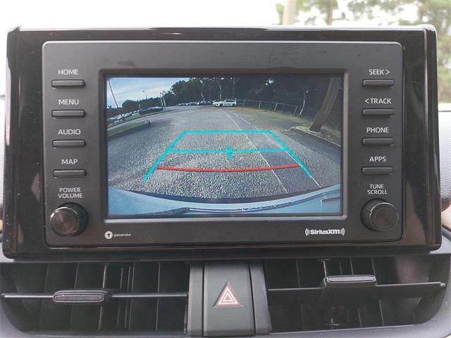 Photo of 2022 White Toyota RAV4