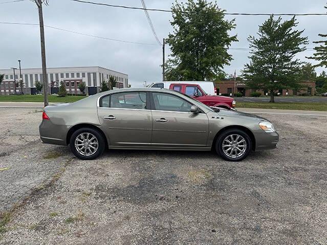 Photo of 2010 Light Bronze Metallic Buick Lucerne