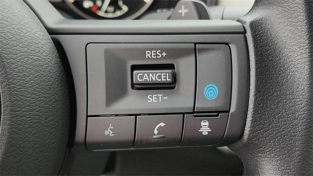Photo of 2025 Everest White P Nissan Rogue