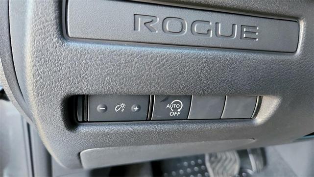 Photo of 2025 Gun Metallic Nissan Rogue