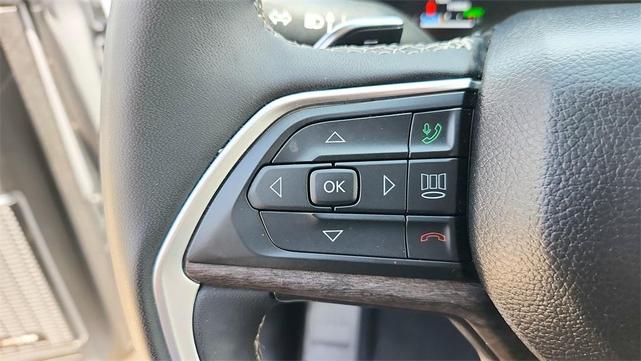 Photo of 2023 Silver Zynith Jeep Grand Cherokee 4xe