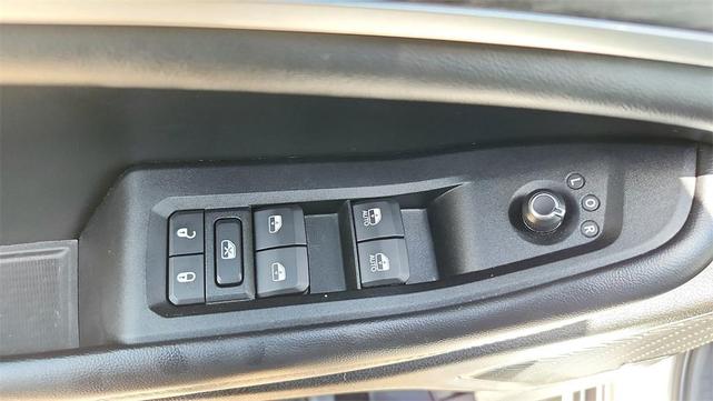 Photo of 2023 Silver Zynith Jeep Grand Cherokee 4xe