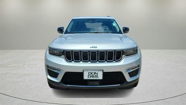 Photo of 2023 Silver Zynith Jeep Grand Cherokee 4xe